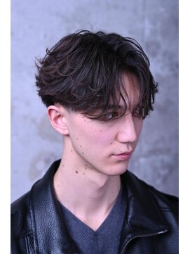 ミオ リベル(Mio'' LIBER) フェザーパーマ