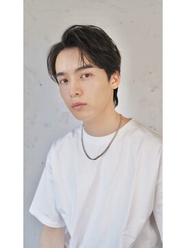 メイキー メンズ 本厚木(MA-IKI) 刈り上げないナチュラル大人スタイルセンターパートメンズヘア