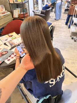 ヘアーラボ ハチ(HAIR LABO HACHI) グレージュ