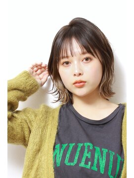 アミュレ(Amule) 2025イメチェンセクションカラーくすみブルーボブルフ30代髪型