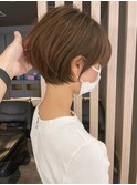 丸みが可愛いショートボブスタイル