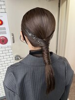 タイトヘア　ヘアセット　金箔アレンジ