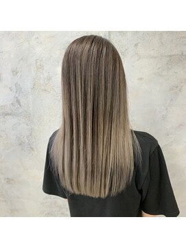 O バレイヤージュ立体感大人可愛い透明感寒色カラー