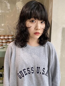 ロジ(loji) 重ためハイレイヤーとニュアンスパーマ