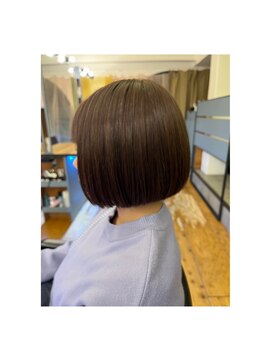 ラゴム(Lagom) ＃ミニボブ ＃アッシュグレー