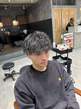 フォンド 津田沼(fond.) ウルフ/アッシュブラック/カルマパーマ/ベリーショート/津田沼