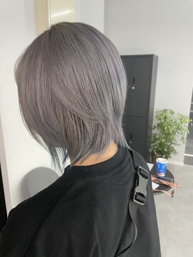 ナンバー 竪町(number+) 20代30代大人可愛いダブルカラーアッシュグレージュミディ