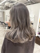 アヴァンス 京橋店(AVANCE)&nbsp;秋カラーにアッシュグレージュ！エアータッチバレイヤージュ
