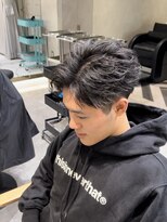 ゼスト リル 新宿(ZEST lill)&nbsp;フェザーパーマ フェザーショート 短髪パーマ 新宿