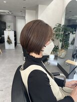 クム 横浜(qumu)&nbsp;ショート×前下がり　qumu横浜　saki