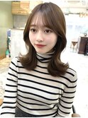 20代30代40代◎前髪パーマ韓国風巻きくすみベージュお団子ヘア