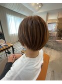 ショートボブ