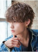 スーツ短髪ツーブロック束感モテるシャドウパーマ