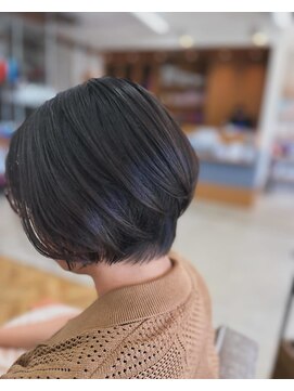 ジル 六町店(JILL) 前下がりグラデーションボブ