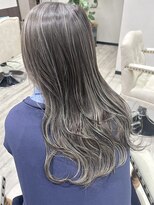 ベルヘアーデザイン 堺東(Belle hair Design)&nbsp;ハイライトレイヤーカットイルミナカラーオリーブグレージュ堺東