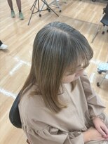 ジービージー(GBG)&nbsp;くびれショートボブ40代50代グレイカラー白髪染め白髪ぼかし