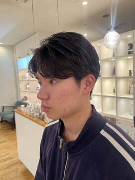ルッツ(Lutz. hair design) 4/27メンズセンターパート
