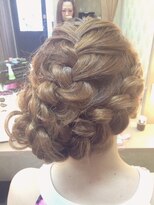 マジックマッシュ(Magic Mush)&nbsp;編みこみシニョン