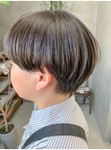 マッシュショート、オリーブベージュ、アッシュブラウン