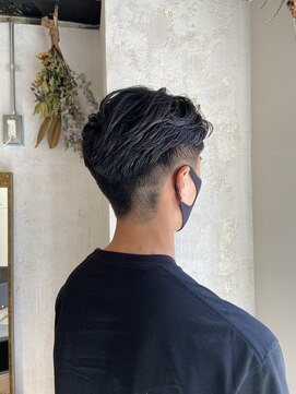 エディ(eddie) 【eddie】センターパーツフェード