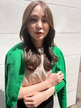 ソワリー 栄(THOiRY) THOiRY【女性らしい柔らかヘア】似合わせ小顔艶髪ゆる巻きロング