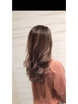 ルッソ チアロ(Lusso chiaro) ☆くすみピンク×ウェーブヘア☆/30代40代50代