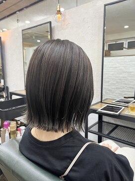 オロ(ORO) 【ORO】ダークグレージュ×ボブ