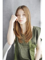 マーブルズ 横浜店(marbles)&nbsp;センターパート/レイヤーカット/ストレートロング[横浜]