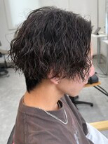 フゥ 宇都宮(FeU)&nbsp;栃木メンズパーマメンズカットセンターパートメンズマッシュ緩め