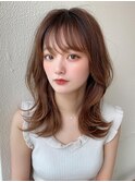 韓国風レイヤー/外ハネくびれ/ミディアムレイヤー/ぱっつん前髪