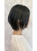 透明感ブルーシルバーショートボブ