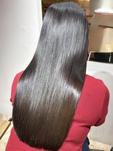 レリコ ニド(Relico-nid) 京都烏丸 黒髪 髪質改善20代30代40代 艶髪ロングストレート