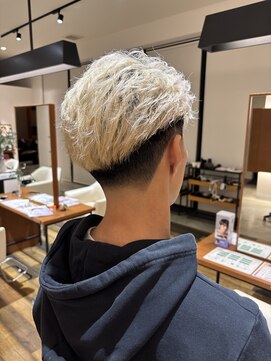 サラビューティーサイト 志免店(SARA Beauty Sight) 【Haru】フェザーショート/テーパーフェード