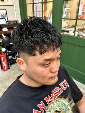 フッドウルフ(HOODWOLF) アイロンパーマ