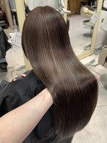 ユニークバイケンジ 町田(unique KENJE)&nbsp;ブリーチ履歴を活かした透明感カラー
