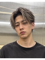 ノーマ(no-ma)&nbsp;【センターパート】直毛・毛流れが出にくい方