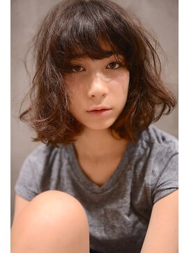 ミラバイグリーン(Mira by green) 抜け感×グランジ感 ショートボブ☆#03