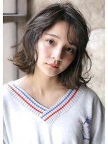 カライング(ing)&nbsp;【+～ing 】大人可愛い小顔フェミニンボブ【柳沼くるみ】