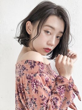 ルティア 池袋(Lutia) 透明感グレージュ