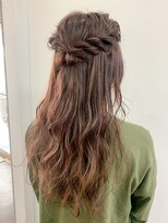 ルプラ カルム(le-pla Calme)&nbsp;ショコラブラウン×ハーフアップアレンジ/編み込み 20代30代40代