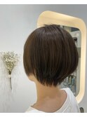 ショートボブ