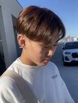 シェルハ(SHELHA)&nbsp;センターパート/刈り上げマッシュ