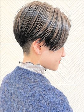 ビープ(beep) コントラスト刈り上げショート【赤羽】