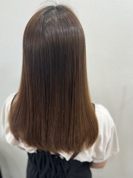 ラビス クローバー(Lovis clover) 透明感ブラウン