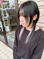 ファム(femme)&nbsp;レイヤーウルフインナーカラー