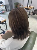 ブリーチなし_くすみベージュ_外ハネ