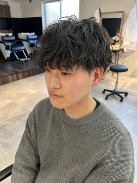 シーフ 千葉(Cyf) ダークアッシュ/ニュアンスパーマ/韓国マッシュ/スペインカール