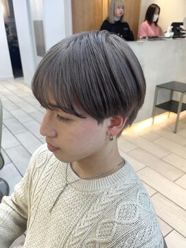 テトラ バイ ネオリーブ 横浜西口店(tetra by neolive) ブリーチ ハイトーン シルバー 横浜