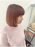 ピンクベージュ