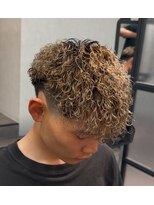 カイ(X)&nbsp;縦落ちカーリー